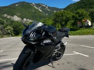 YAMAHA YZF