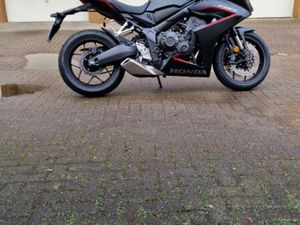 HONDA CBR 650 R