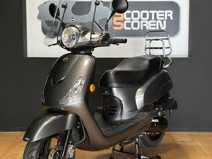 SYM FIDDLE 2 50CC 4T 2024 2667KM! — SCOOTERS | SYM — MARKTPLAATS