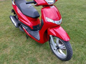 ROLLER PEUGEOT TWEET 125 ZUL.MÄRZ 2022