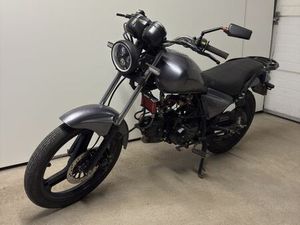 JUNAK 902 50 / 125 STRZEPCZ