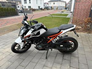 KTM DUKE 125