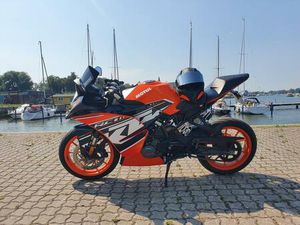 KTM RC125 SPORTBIKE - 20.394 KM