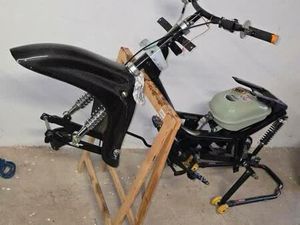 SIMSON SCHWALBE TUNING FAHRGESTELL CARBON, BREMBO,ZAP TAUSCH