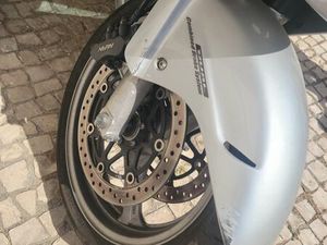 HONDA CBR 1100XX 2500€ OEIRAS E SÃO JULIÃO DA BARRA, PAÇO DE ARCOS E CAXIAS