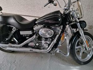 HARLEY DAVIDSON DYNA SUPER GLIDE CUSTOM TOP GEPLEGT