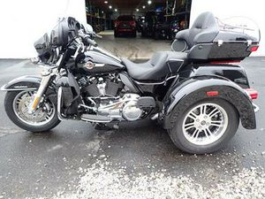 2024 HARLEY-DAVIDSON TRI GLIDE® ULTRA