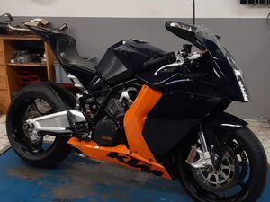 KTM 1190 RC8