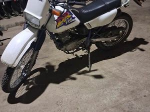 SPRZEDAM SUZUKI DR 125 WIELUŃ