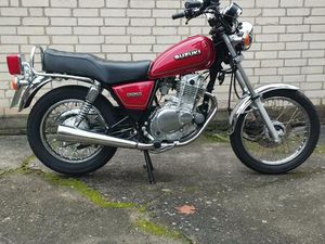 SUZUKI GN 250