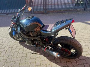 SUZUKI GSX 600 F STREETFIGHTER UMBAU TÜV NEU