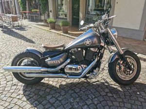 SUZUKI INTRUDER 1500 BOBBER