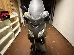 YAMAHA SCOOTER X MAX 250
