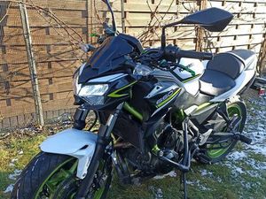 KAWASAKI Z 650