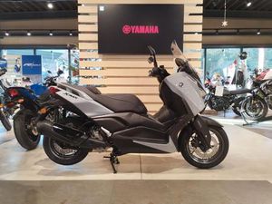 YAMAHA XMAX 300 TECH MAX+ *MODELL '25*