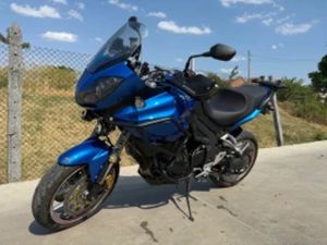 TRIUMPH TIGER 1050