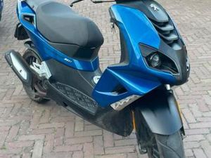 SPEEDFIGHT 4 4 TAKT — SCOOTERS | PEUGEOT — MARKTPLAATS