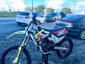 HUSQVARNA - FC 250 4T