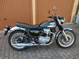 KAWASAKI W800