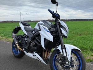 SUZUKI GSX