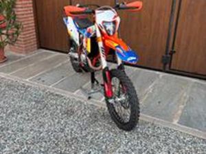 KTM SIX DAY 250 4T