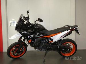 KTM 890 SMT 2024