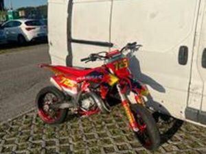 GASGAS MC 125 TARGATO