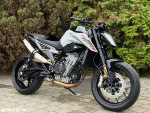 KTM DUKE