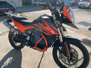 890 KTM ADVENTURE R