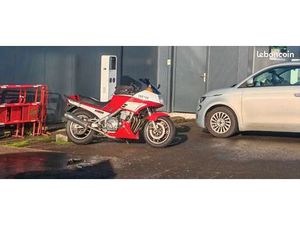 VENDS OU ÉCHANGE FJ1200