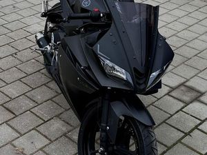 YAMAHA YZF-R125 | ALL-BLACK*SPORTAUSPUFF*LED