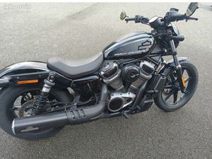HARLEY DAVIDSON SPORTSTER NIGHTSTER 975 RH