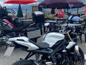 TRIUMPH STREET TRIPLE A2