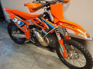 ② KTM 125 SX 2024