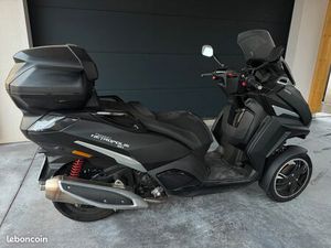 SCOOTER MÉTROPOLIS SW 3 ROUES