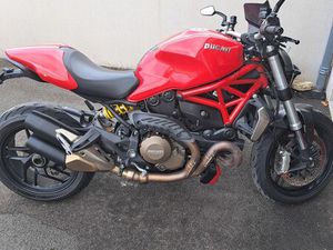 1200 MONSTER DUCATI