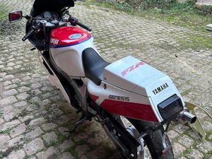 YAMAHA FZR 600 GENESIS BJ. 1989 UND TEILE, MOTOR, RAHMEN