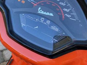 PIAGGIO GTS 300 SUPER SPORT ABS