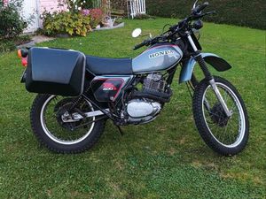 VEND HONDA 400 XLS