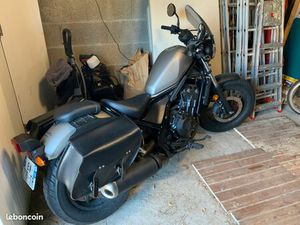 MOTO 500 HONDA MODÈLE REBEL