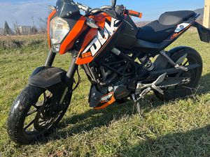 KTM DUKE 125 →