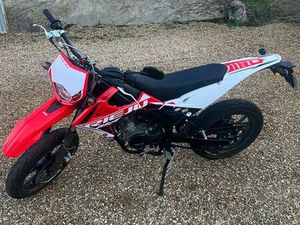 MOTO RIEJU MRT 50 CC