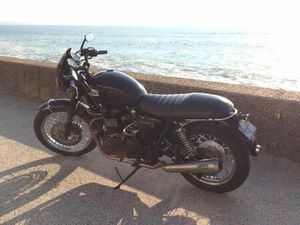 BONNEVILLE T100 2010