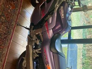 ② SUZUKI GSXR1100 BJW1994