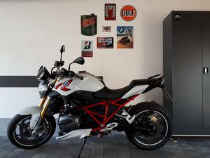 BMW R1200R LC