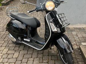 VESPA GTS SUPER 300