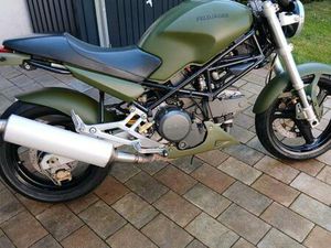 DUCATI MONSTER