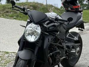 MV AGUSTA BRUTALE 920