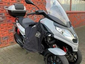 PIAGGIO MP3 300 HPE - KM9440 - 3 MAANDEN GARANTIE — SCOOTERS | PIAGGIO — MARKTPLAATS