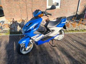 ORIGINELE NETTE YAMAHA AEROX BW 2000 / KM 10.438 — SCOOTERS | YAMAHA — MARKTPLAATS